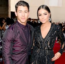 Priyanka sent nick the sweetest instagram message to celebrate his 26th birthday, writing, happy birthday baby.@nickjonas with an. Nick Jonas Age Height Girlfriend Wife Family Biography More Starsunfolded