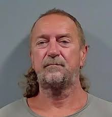 JUST IN: Chambers County Sheriff Brian Hawthorne says David Snapp of Old  River-Winfree is accused of shooting Brian Yarbrough at a home in Old  River-Winfree. Yarbrough died at a hospital.
