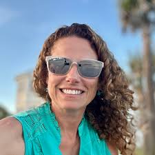 What is the standard tipping amount in Mexico City for drivers, servers,  and tour guides?