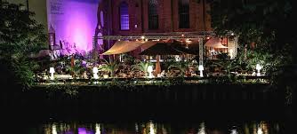 Ein schicker tresen und kühlelemente sind ihnen nicht genug? Zeitlos Cocktailbar Berlin Zeitlos Cocktailbar In Berlin Mieten Bei Event Inc