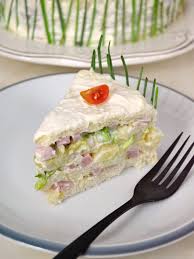 Tarta Salada De Jamon De York Y Pina Con Pan De Molde Tartas Saladas Recetas De Comida Comidas De Verano