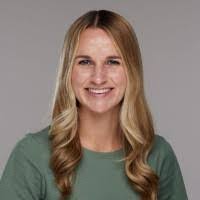 Nicole Scheer's Instagram, Twitter & Facebook