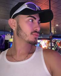 Alex Alva (@alexalva16) • Instagram photos and videos