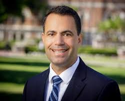 Kenneth Perlman's Instagram, Twitter & Facebook