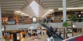 Please contact tenants directly for their hours of operation. Oak View Mall Omaha Ne 68144