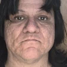 Rosalinda Barrett's Instagram, Twitter & Facebook