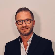 Amanda Preisinger, Realtor...