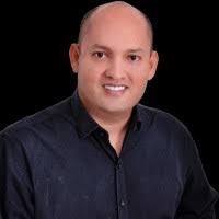 10+ "Johnny Roa" profiles