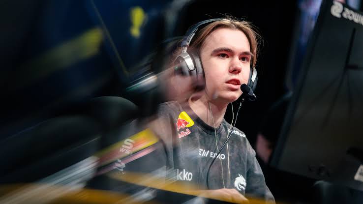 FACEIT Season 7 Europe: Danil donk already in the top 3