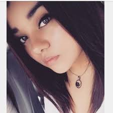 Cindy Sermeno's Instagram, Twitter & Facebook