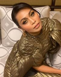 Lirik lagu dayang nurfaiza takdir ost surga yang kedua.mp3. Lagu Dia Dayang Nurfaizah Lirik Lagu Dia Dayang Nurfaizah Ost Drama Dia Tv3 Dn Ad Entertainment Sdn Bhd Indigital Sdn Bhd Soundtrack Bayang
