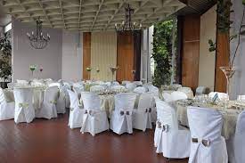 Nos locations de housses de chaises et noeuds assortis, pour un habillage chic et élégant. Organisateur Mariage Location Housse De Chaise 91 92 93 94 95 75 77 78