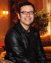 João emanuel carneiro estreou como autor da globo em 2000, convidado pelo diretor daniel filho para colaborar, ao lado de vicente villari, no texto da minissérie a muralha (2000), de maria adelaide amaral. Joao Emanuel Carneiro Alchetron The Free Social Encyclopedia