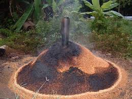 Umpama hujan jatuh ke pasir. Api Dalam Sekam