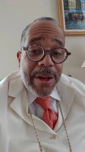 Maxine Gainey's Instagram, Twitter & Facebook