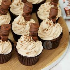 Rolo Cupcakes Chocolate Frosting Recipes Cupcake Cakes Cupcake Recipes