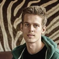 Jan Samuel's Instagram, Twitter & Facebook