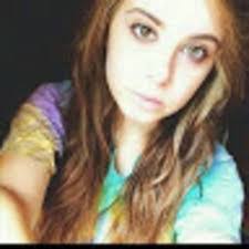 Tabatha Gilmore's Instagram, Twitter & Facebook