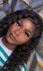 Please approve,A self thought makeup artist, I do my best in all you see  please rate it over 10/10, correction is allowed