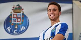 Diogo jota é um menino de apenas 18 anos que tem encantado na capital do móvel. Exclusive Lowdown On Diogo Jota S Time In Portugal Where Liverpool Star Cut His Teeth