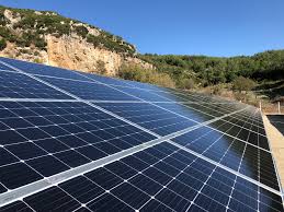 Güneş enerjisi ile ilk yatırım maliyetinden sonra neredeyse ömür boyu bedava elektriğe sahip olursunuz. Gunes Enerjisi Ile Elektrik Uretimi Icin Ne Yapmaliyim Entegro Enerji
