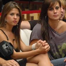 O grande dia chegou para ex bbb cacau colucci, a modelo se casou no último final de semana, domingo (28) com o deputado estadual e delegado bruno lima. Gravida Aos 39 Ex Bbb Cacau Colucci Se Emociona Achei Que Nao Fosse Ser Mae
