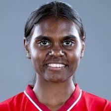 Nicole Kimber's Instagram, Twitter & Facebook