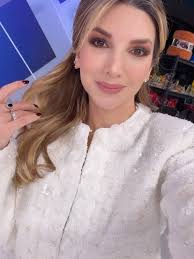 Happy new car day! 🤩 Con el corazón lleno de gratitud por lo que llega y  por lo que viene… Autopolis @gacgarzasada gracias por hacer este sueño  posible y por tan impecable