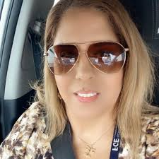 Ruth Mar (@ruthmarn)