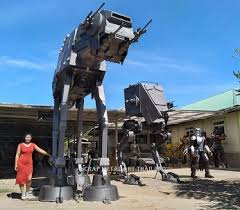 Life size large camel sculpture by hamish mackie. Giant Animal Statues And Mythical Monsters Sculptures Replicas Kingkong Hulk Trex Dinosaurs Dragons
