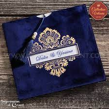Lisa En Velours Bleu Et Or Faire Part De Mariage Oriental Modele Lisa Disponible Sur Notre Site Personnalisation Et Impressio Davetiye Kadife Davetiyeler