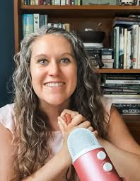 If you want your child to enjoy reading more, one of the best things you  can do for them is to encourage them to read easy books. ‌ There's nothing  more frustrating