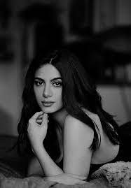 Bw Beauty Queens Beautiful Girl Face Brunette Actresses Emeraude Toubia
