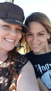 How did a Florida woman find a relative of a Kentucky farmer through  WikiTree?