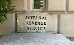 Irs Self Supporting College Students Can Claim Stimulus Checks Thinkadvisor In 2020 College Related College College Students