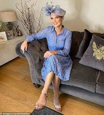 It's free and easy to play and you can challenge your friends throughout the. Royal Ascot Ladies Day Racegoers Dress Up To Mark The Meet From Home Readsector