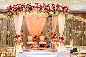 Indian Wedding Ceremony Stage Ideas Indian Wedding Venue Indian Wedding Ceremony Wedding Stage Decorations