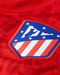 Cela a duré jusqu'à 1917, lorsque le club de couleursfond du logo atletico madrid. Atletico De Madrid Kurzarm Fussballoberteil Fur Altere Kinder Nike De