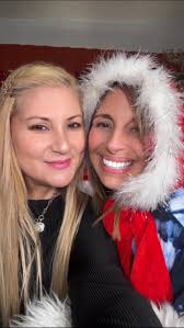 Brindo por nuestra amistad y por muchas Navidades más juntas., Mi querida  amiga Wanda AlejandroVANEXXA SALON@fansdestacados