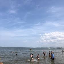 This is the only place dogs are allowed on the sand. Fairport Harbor Lakefront Park Beach 23 Photos 14 Reviews Boating 301 Huntington Beach Rd Fairport Harbor Oh Phone Number