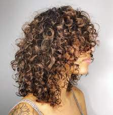 Layered lob straight bob medium curly. 60 Styles And Cuts For Naturally Curly Hair In 2021