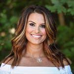 Amanda Helson's Instagram, Twitter & Facebook