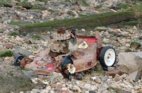 60 exmark red technology ztr riding mower for sale. How To Dispose Of Old Lawn Mowers Loadup