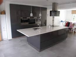 Plan De Travail De Cuisine En Quartz Direct Usine Ameublement Ille Et Vilaine Leboncoin Fr Cuisine Moderne Decoration Cuisine Cuisines Maison