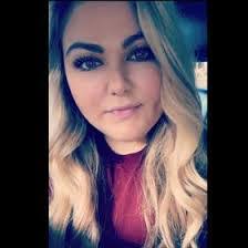 Hailey Vickers's Instagram, Twitter & Facebook