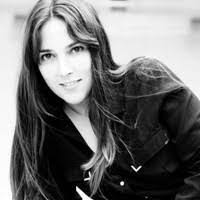 Daniela Amaro's Instagram, Twitter & Facebook