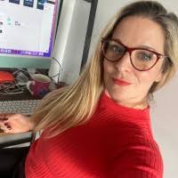 100+ "Bella Hughes" profiles