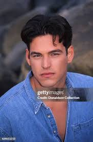 3 776 photos et images haute résolution de Eddie Cibrian