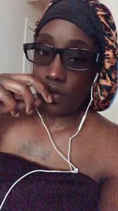 New prescription glasses who this 🥰 I’m not! Naked so don’t come for me!￼ 