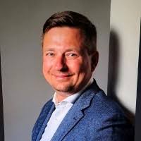 80+ Profile mit dem Suchbegriff „Strutz“